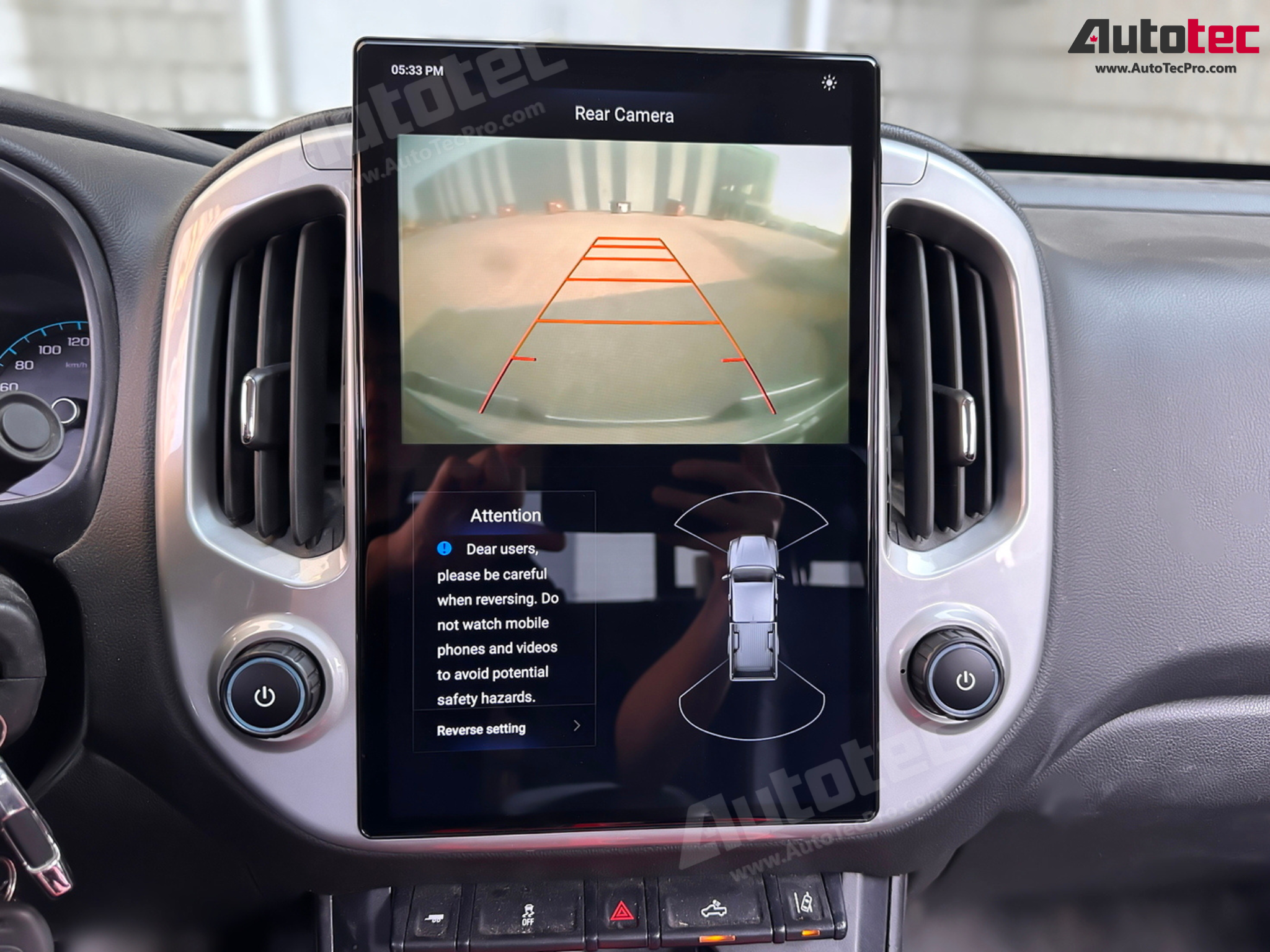 Chevrolet Colorado (2014 – 2018) 14.4″ IPS QHD 2K Touch-Screen Navigation & Infotainment System | Android 13 | GPS | BT | Wifi | CarPlay | Onstar | DSP | 4G LTE
