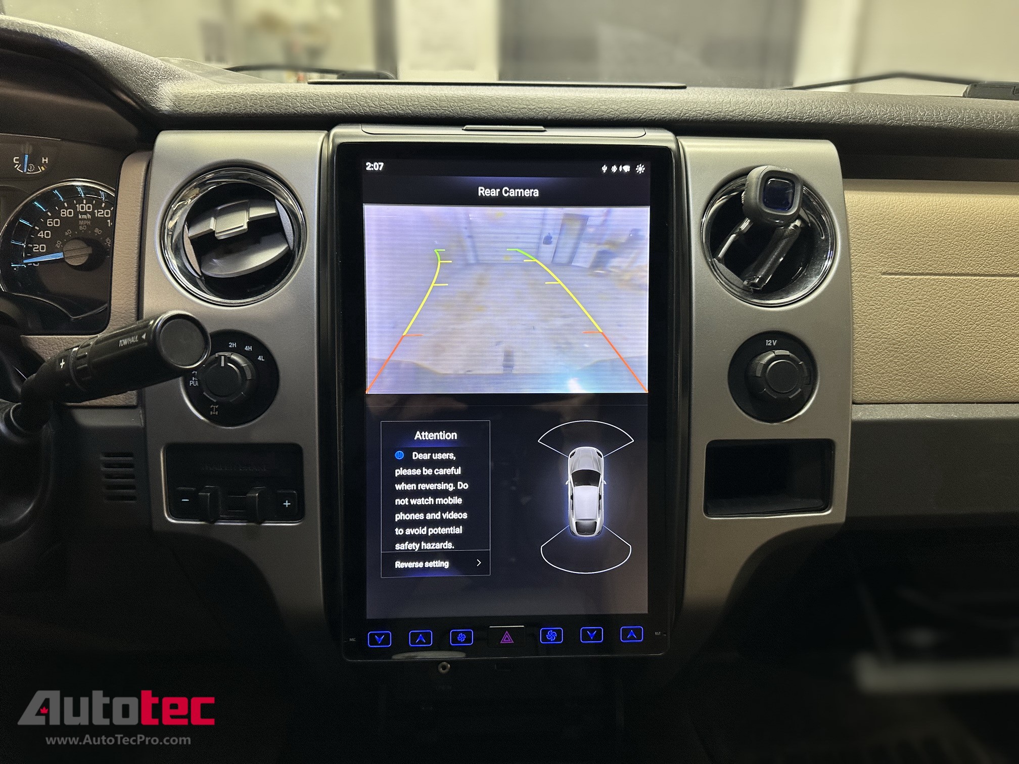 Ford F150 (2013 – 2014) 14.4″ IPS QHD 2K Touch-Screen Android Navigation System | Android 13 | GPS | BT | Wifi | CarPlay | SYNC | 4G LTE