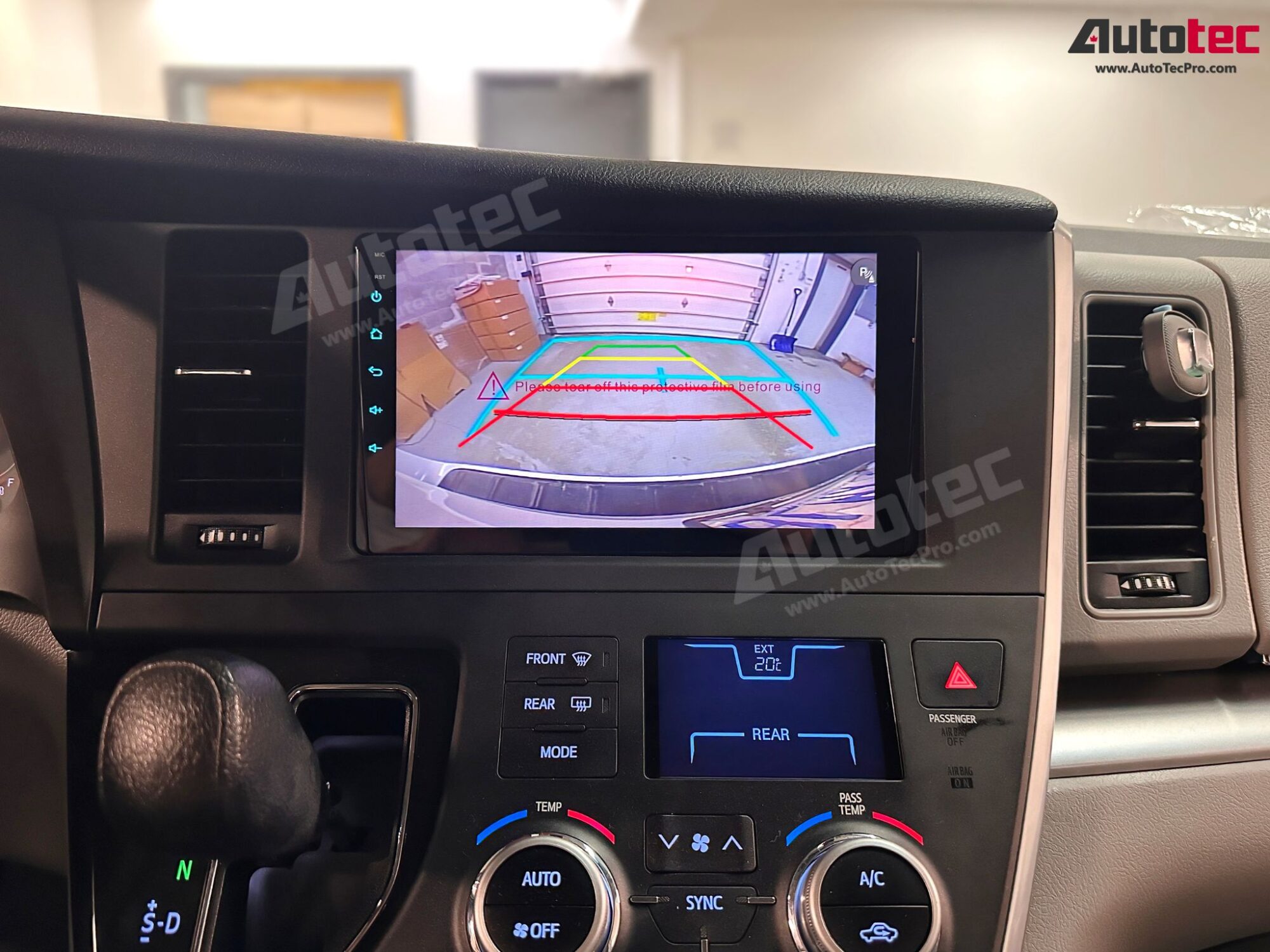 Toyota Sienna (2015 – 2020) 9″ HD Touch-Screen Android Navigation System | Android 13 | GPS | BT | WiFi | CarPlay