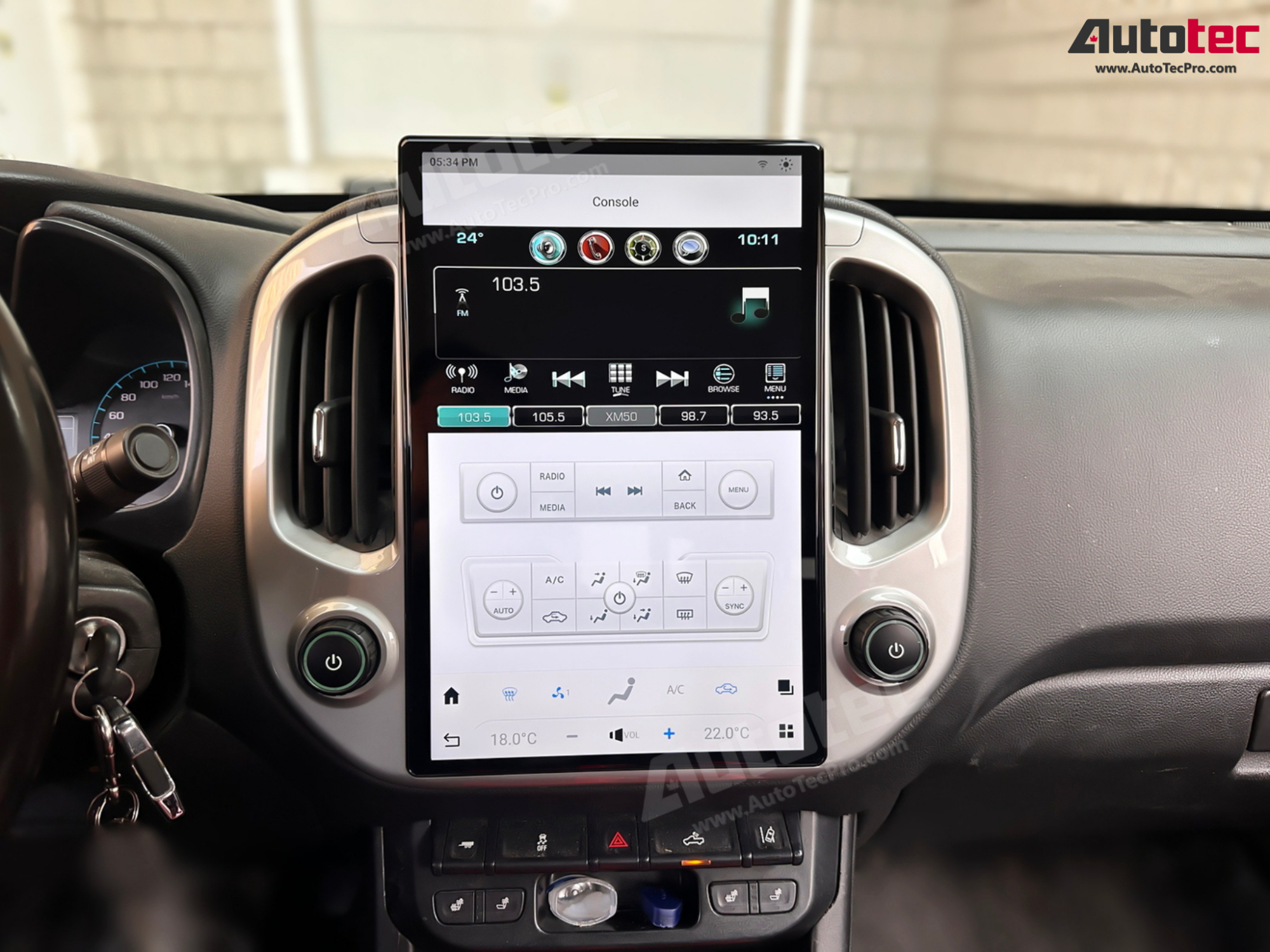 Chevrolet Colorado (2014 – 2023) 14.4″ IPS QHD 2K Touch-Screen Navigation & Infotainment System | Android 13 | GPS | BT | Wifi | CarPlay | Onstar | DSP | 4G LTE