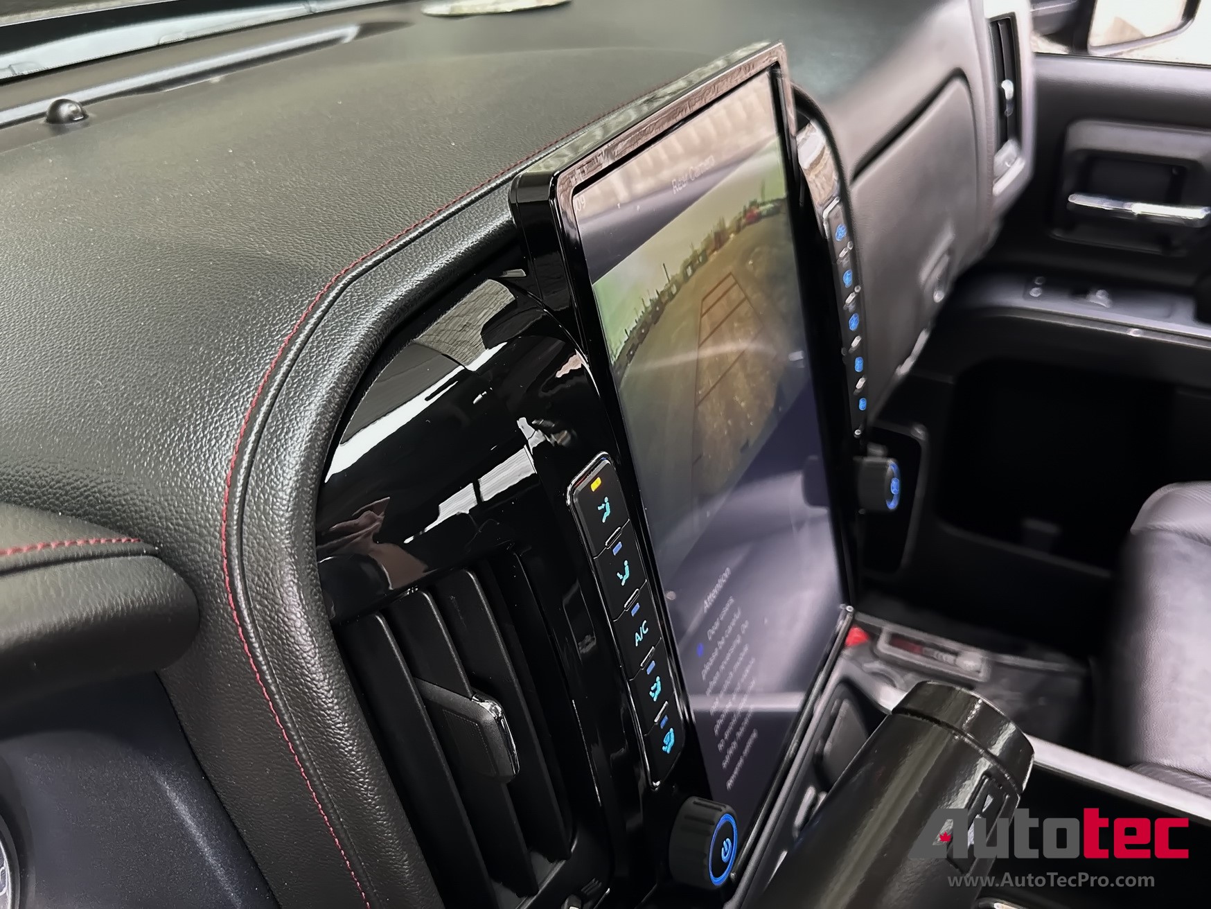 Chevrolet Silverado / GMC Sierra (2014 – 2019) 14.4″ IPS QHD 2K Touch-Screen Navigation & Infotainment System | Android 13 | GPS | BT | Wifi | CarPlay | Onstar | 4G LTE