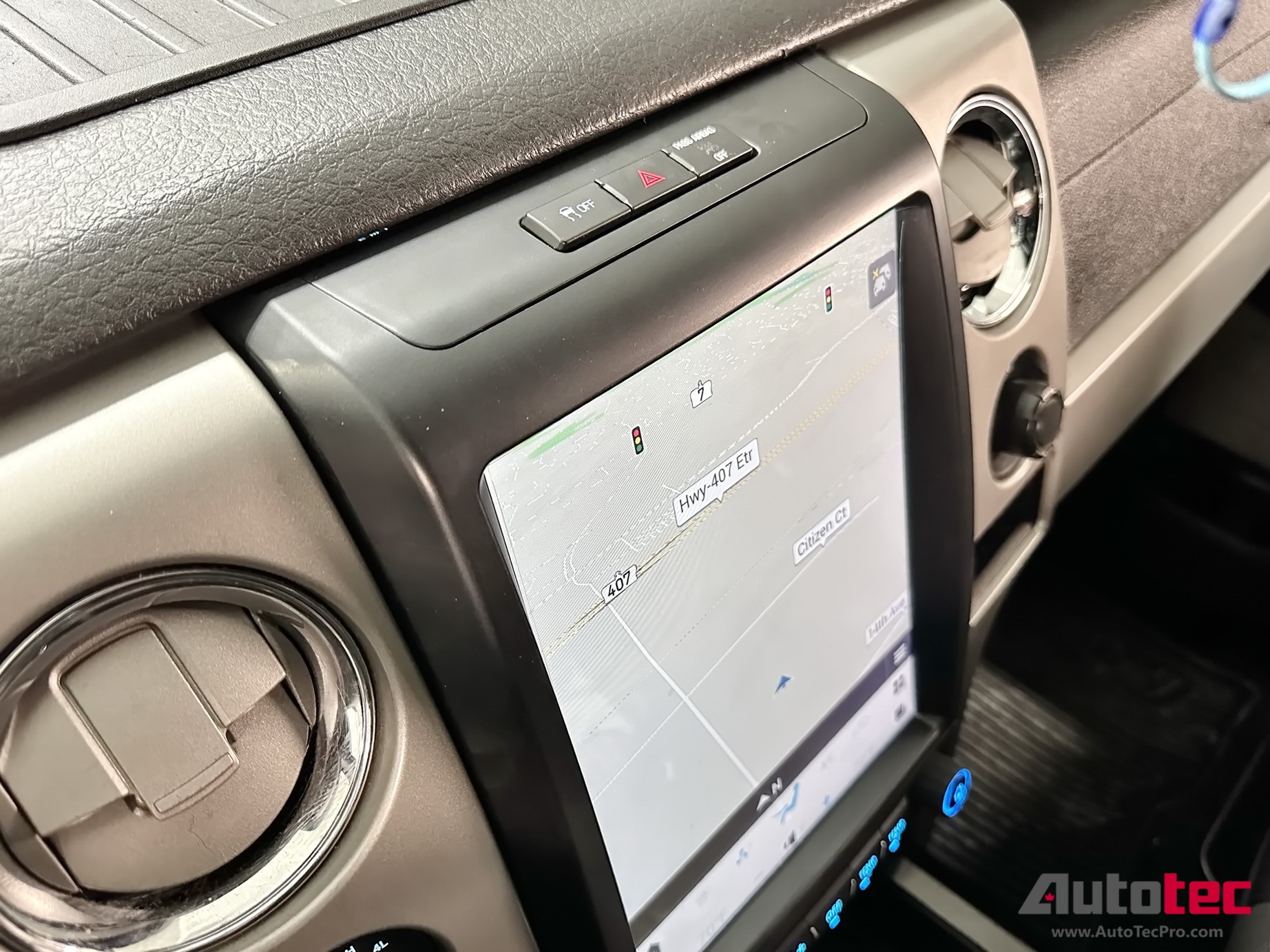 Ford F150 (2009 – 2014)  12.1″ IPS HD Touch-Screen Android Navigation System | Android 13 | GPS | BT | Wifi | CarPlay | Android Auto | 4G LTE