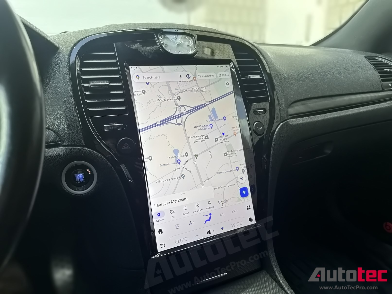 Chrysler 300 300c 300s (2011 – 2023) 14.4″ IPS QHD 2K Touch-Screen Android Navigation System | Android 13 | GPS | BT | Wifi | CarPlay | Android Auto | 4G LTE