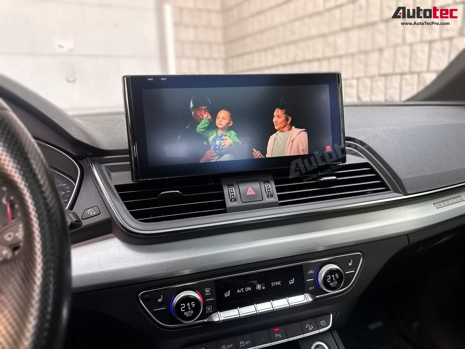 AUDI Q5 / SQ5 (2017 – 2020 | B9) OEM FIT 10.25″ HD IPS Touch-Screen Android Navigation & Infotainment System | GPS | BT | Wifi | 4G LTE | CarPlay | Android Auto | Camera