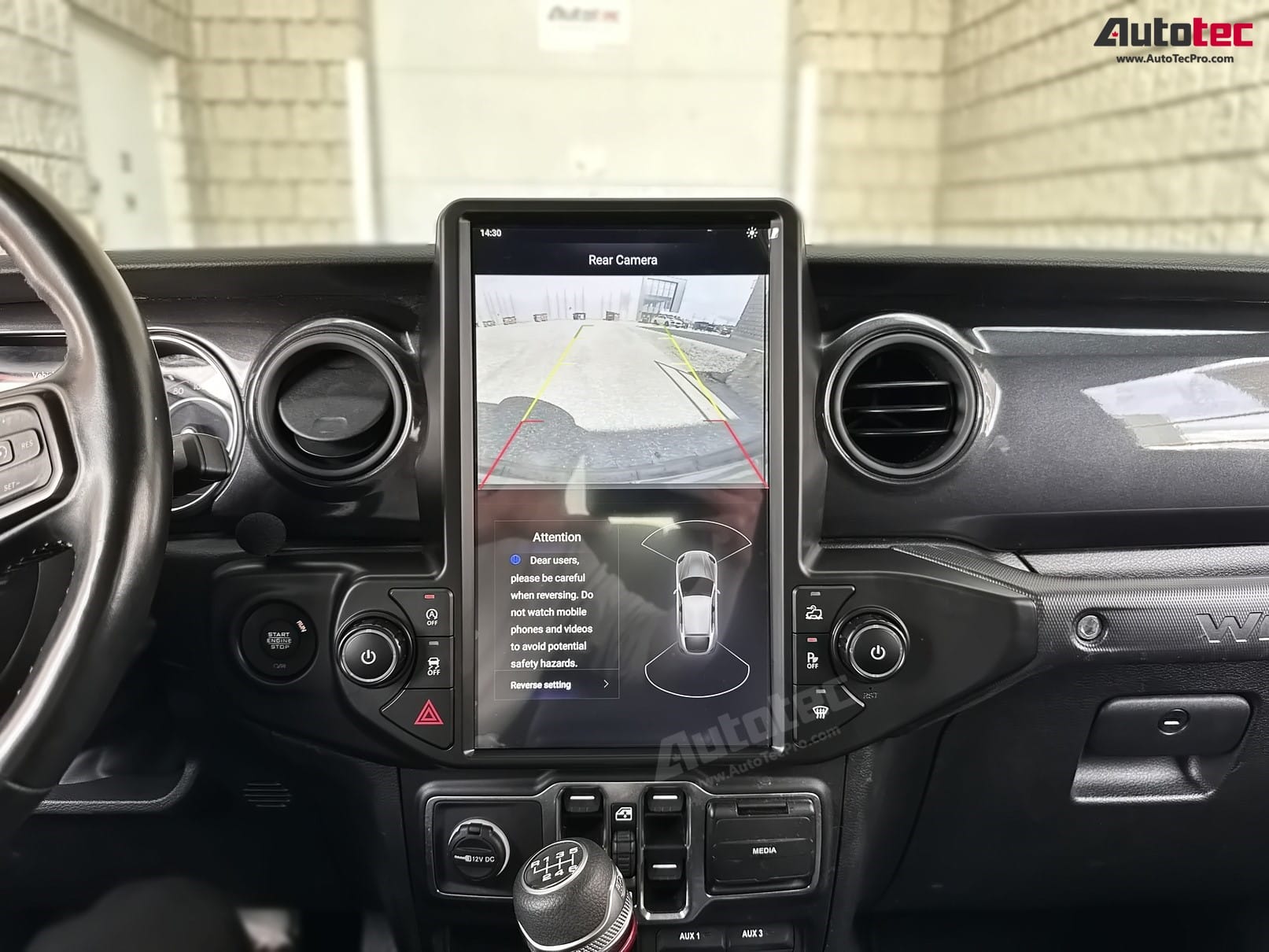 Jeep Wrangler (2018 – 2023) 13.6″ IPS HD Touch-Screen Navigation & Infotainment System | Android 13 | GPS | BT | Wifi | CarPlay