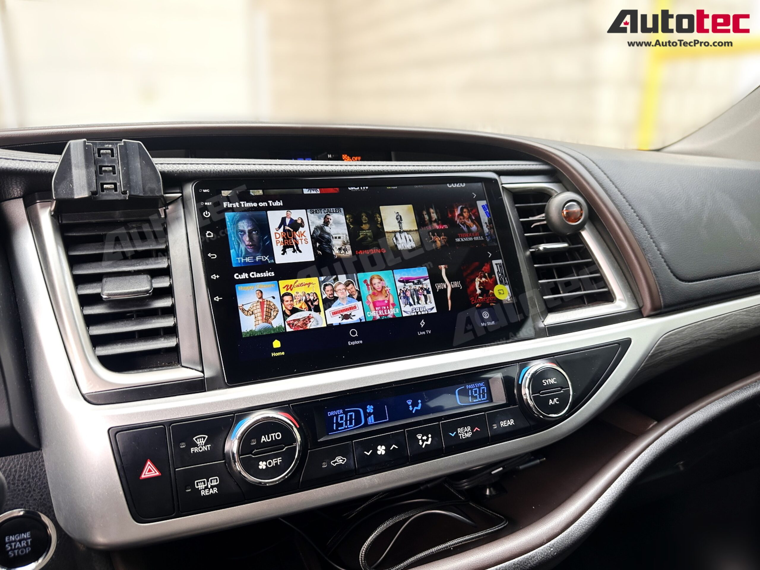 Toyota Highlander (2014 – 2019) 10.2″ HD Touch-Screen Android Navigation System | Android 13 | GPS | BT | WiFi | Camera | CarPlay