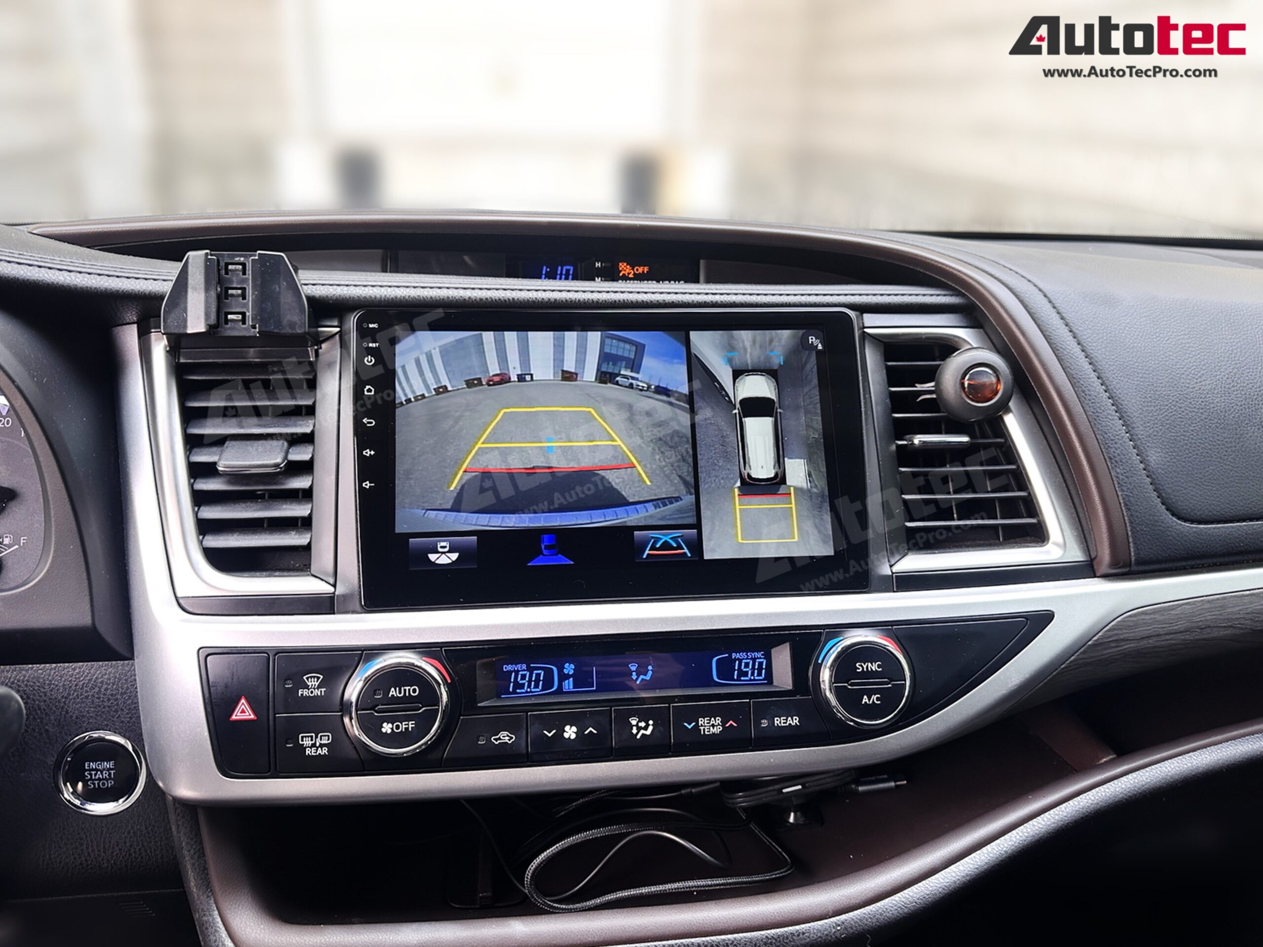 Toyota Highlander (2014 – 2019) 10.2″ HD Touch-Screen Android Navigation System | Android 13 | GPS | BT | WiFi | Camera | CarPlay