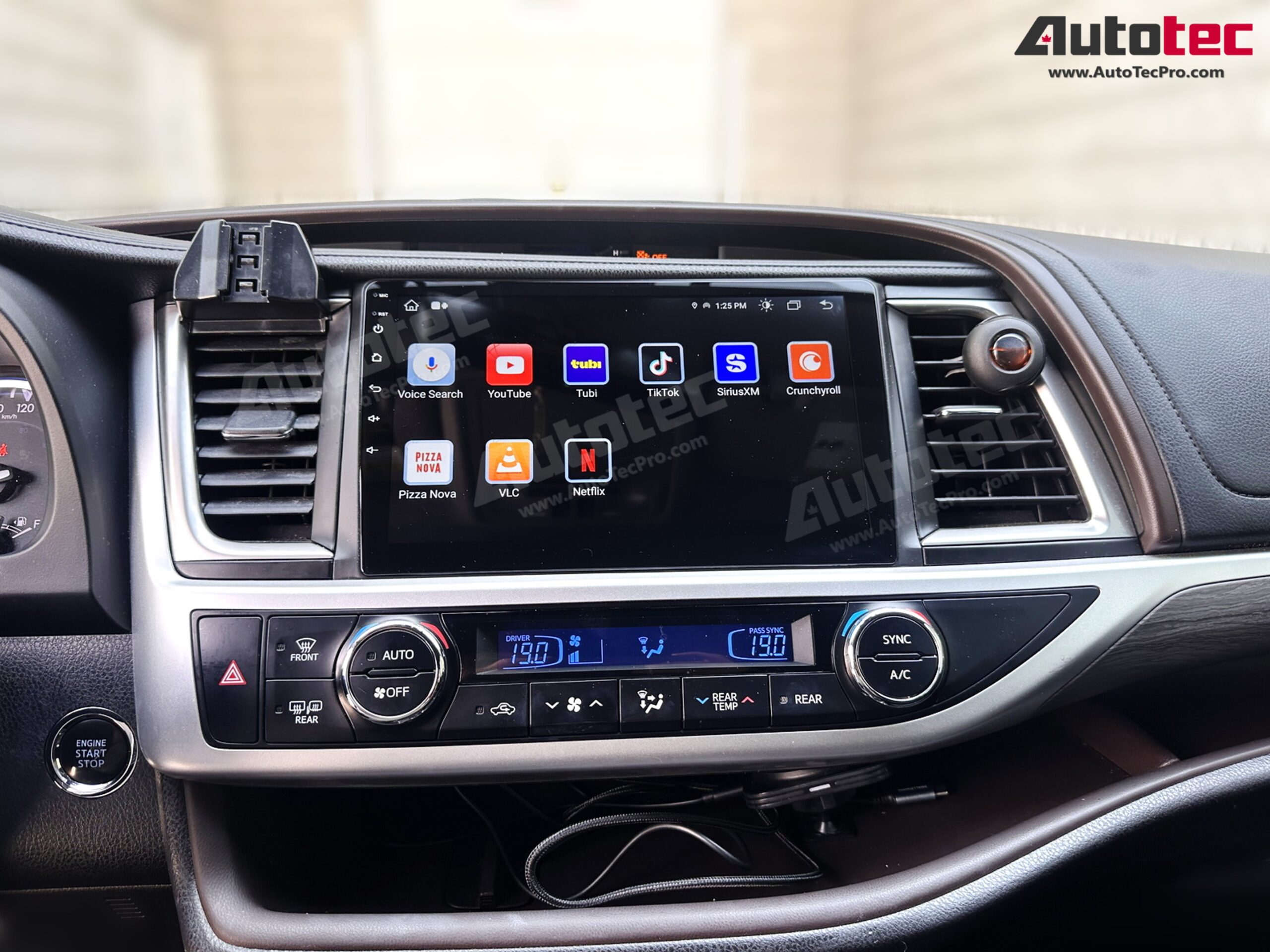 Toyota Highlander (2014 – 2019) 10.2″ HD Touch-Screen Android Navigation System | Android 13 | GPS | BT | WiFi | Camera | CarPlay