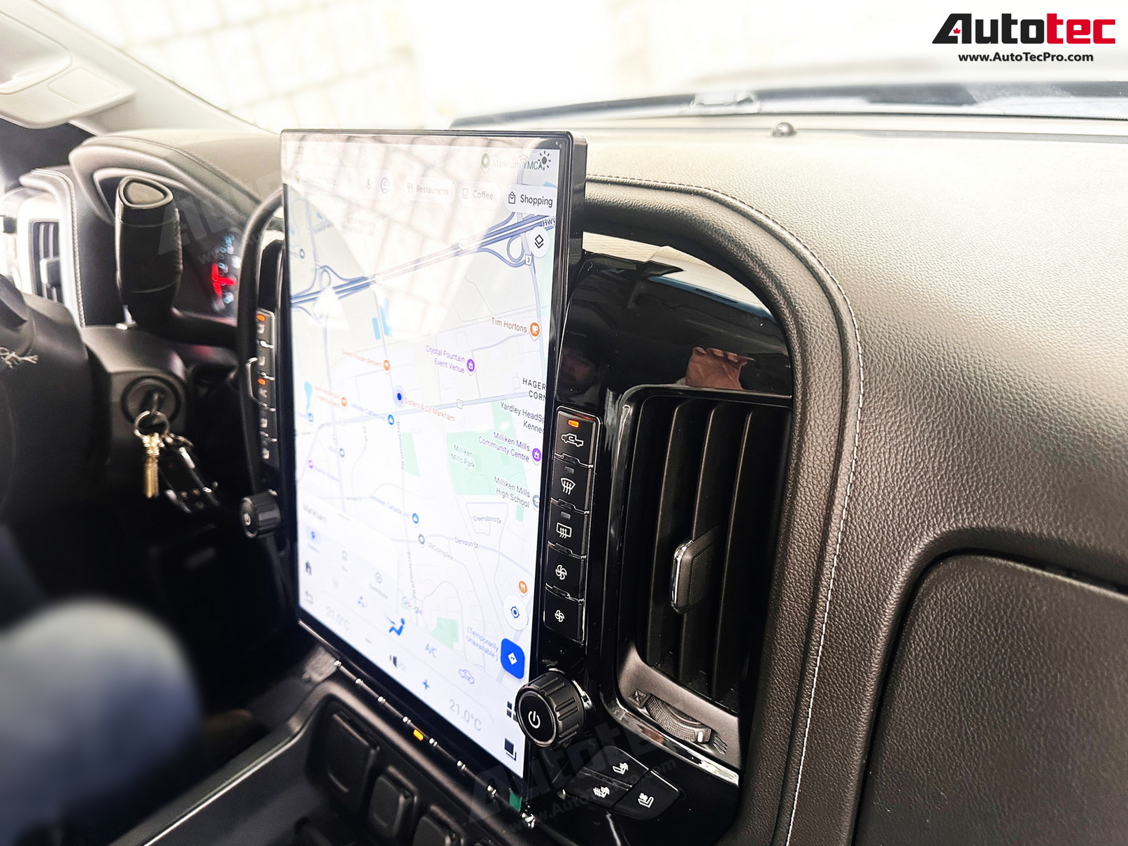 Chevrolet Silverado / GMC Sierra (2014 – 2019) 15.6″ IPS QHD 2K Touch-Screen Navigation & Infotainment System | Android 13 | GPS | BT | Wifi | CarPlay | Onstar | DSP | 4G LTE